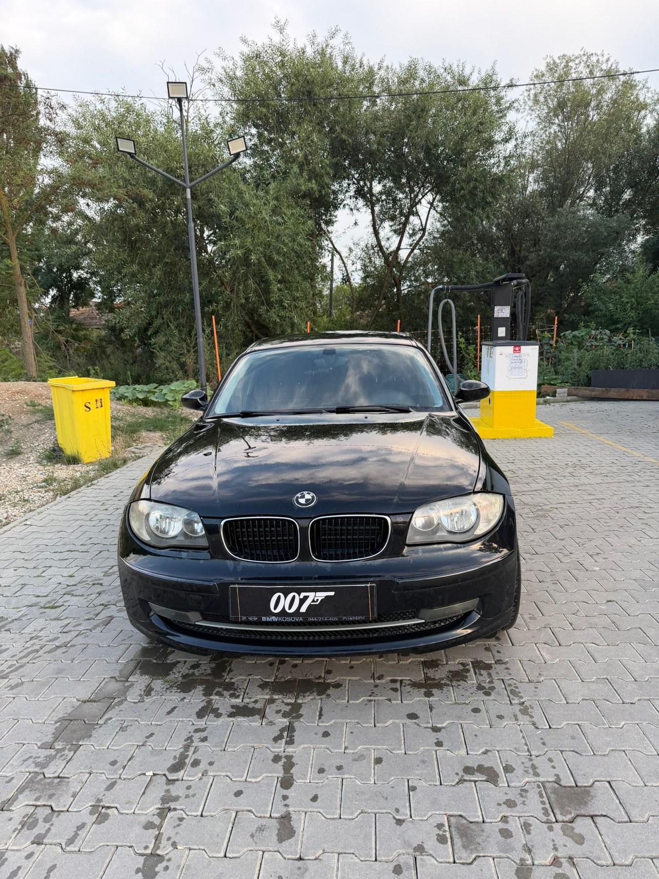 BMW – pamja përpara